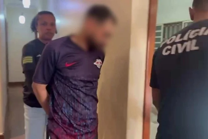 homem-acusado-de-estuprar-adolescente-de-13-anos-se-entrega-a-policia-em-valparaiso-de-goias